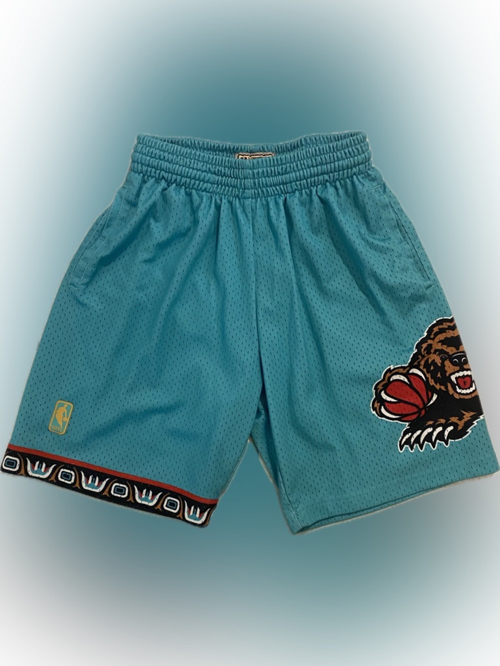 Memphis Grizzlies NBA shorts, size S